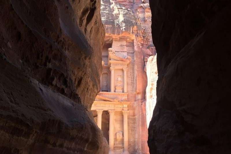 Petra & Wadi Rum — 1 Day